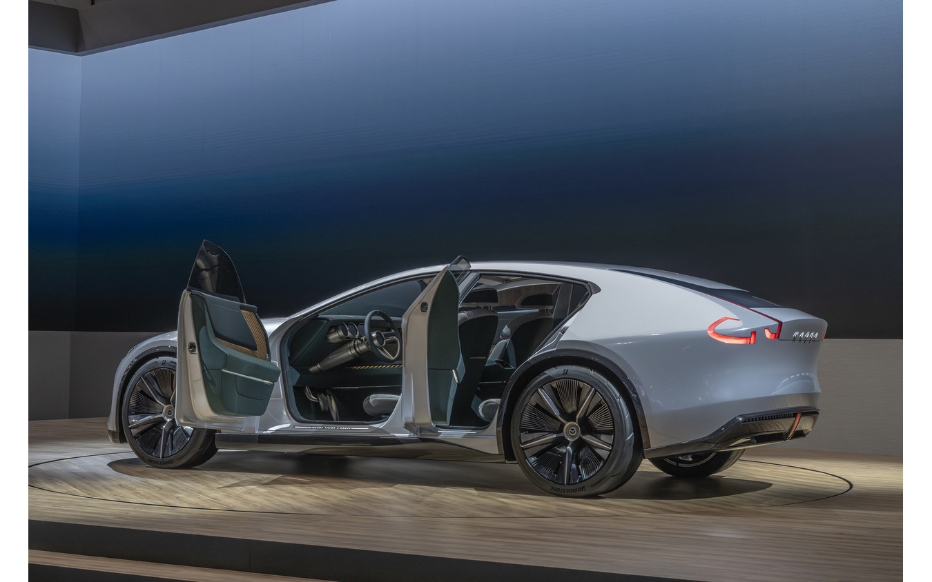 MAZDA VISION X-COUPE（ジャパンモビリティショー2025）