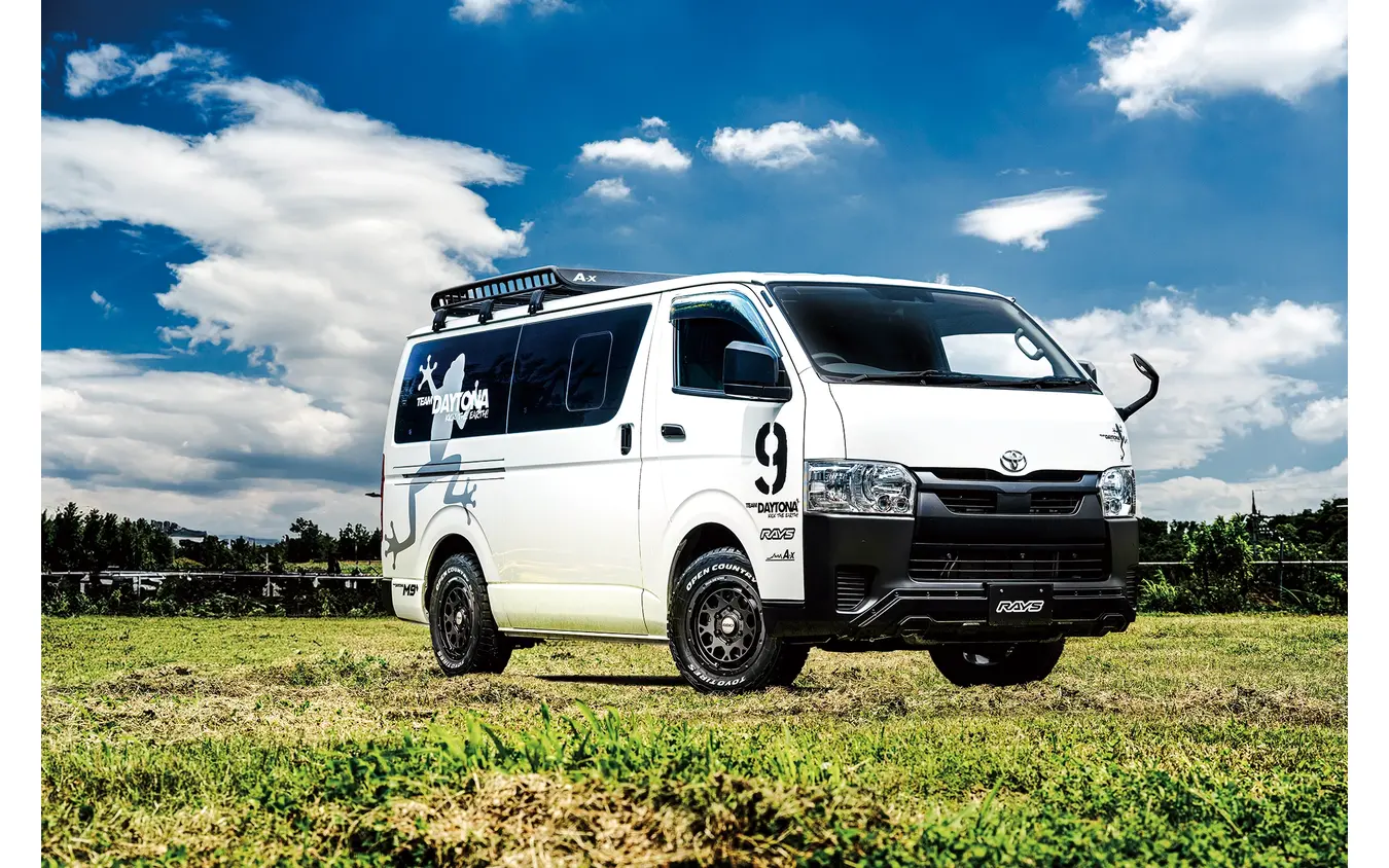 RAYS チームデイトナ M9+ SPEC-M × トヨタ ハイエース