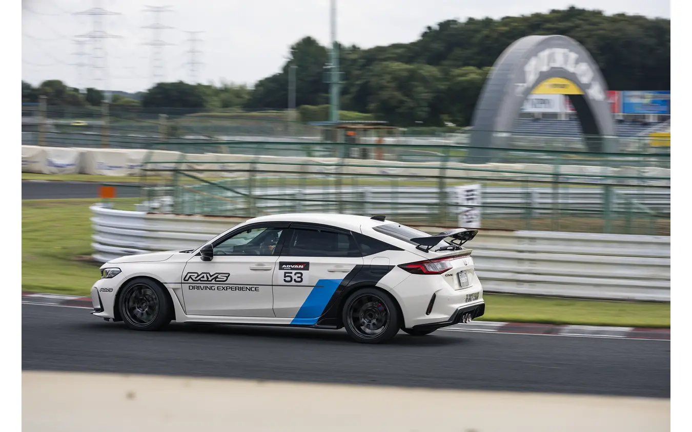 レイズ筑波サーキット同乗試乗…ハイパーミーティング2025筑波