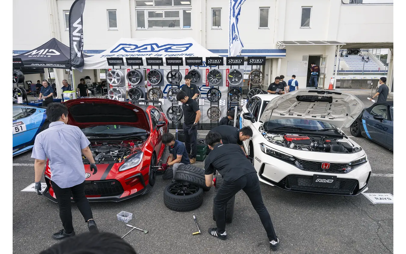 レイズ筑波サーキット同乗試乗…ハイパーミーティング2025筑波