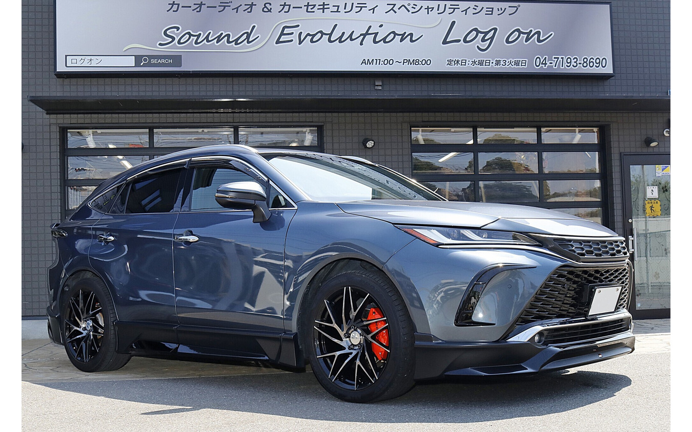 高音質はもとより、インストールデザインにも徹底してこだわった寺嶋さんのハリアー。その完成度にオーナーも満足している。