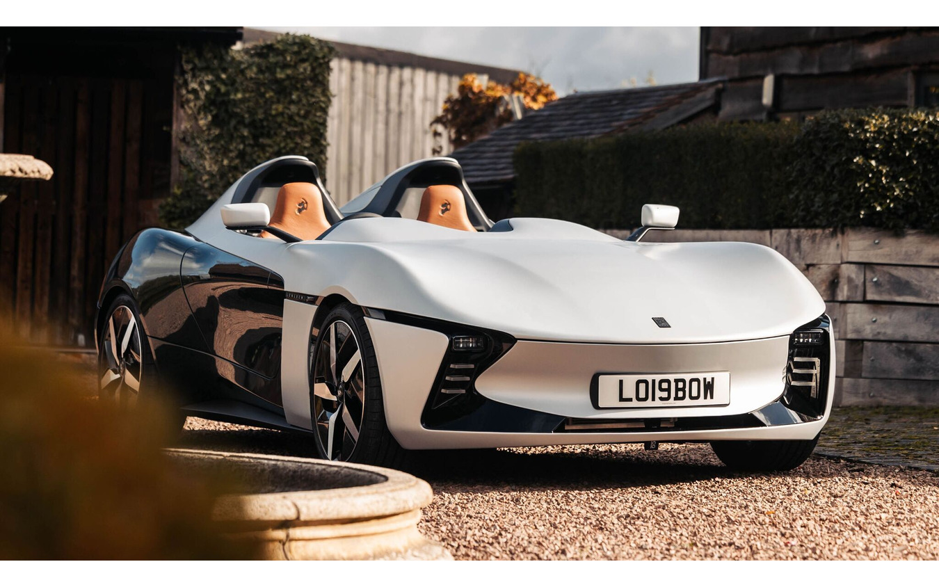 英ロングボウ（Longbow）の軽量スポーツEV『スピードスター』