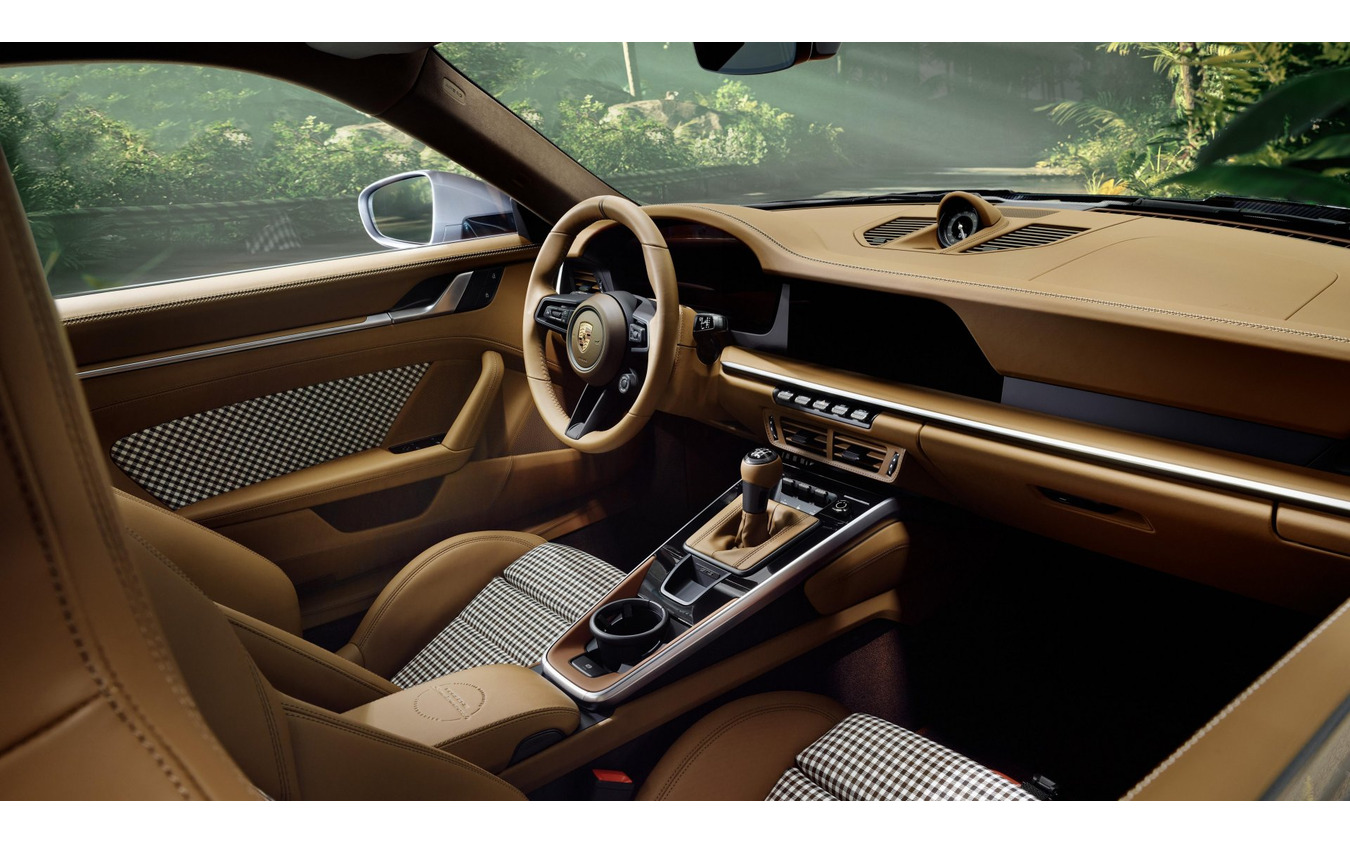 ポルシェ 911 GT3ツーリング・オセロット