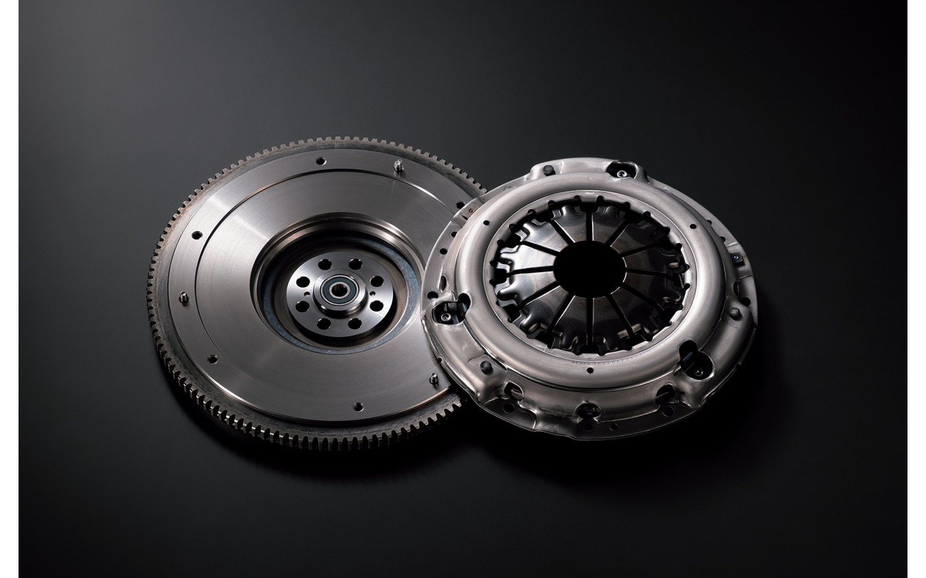 スバル BRZ の「STI Sport TYPE RA」