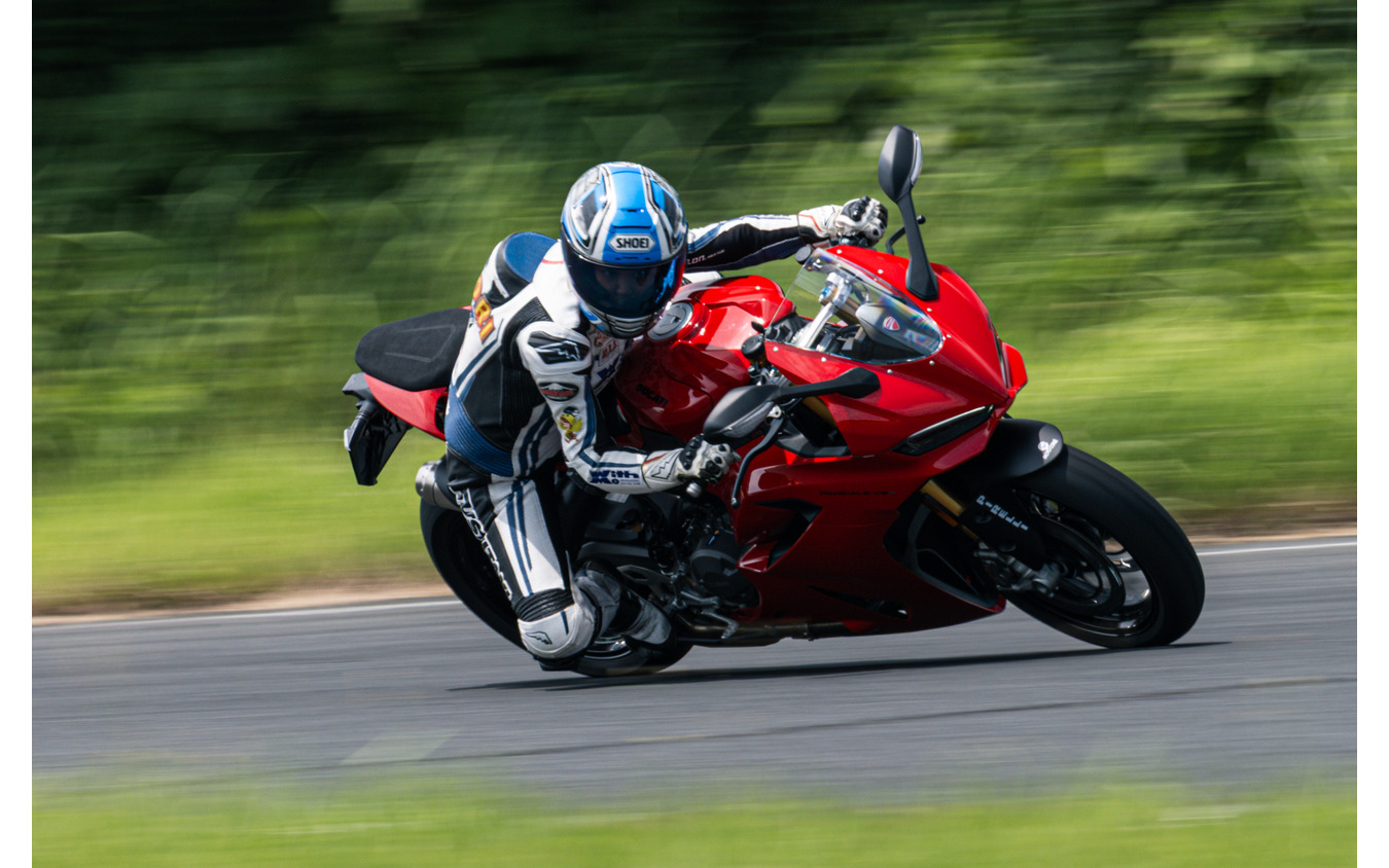 ドゥカティ パニガーレV2S