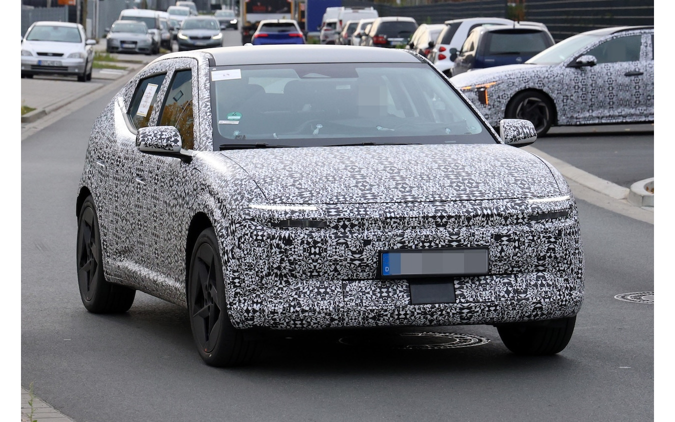 ヒョンデ アイコニック3 市販型のプロトタイプ