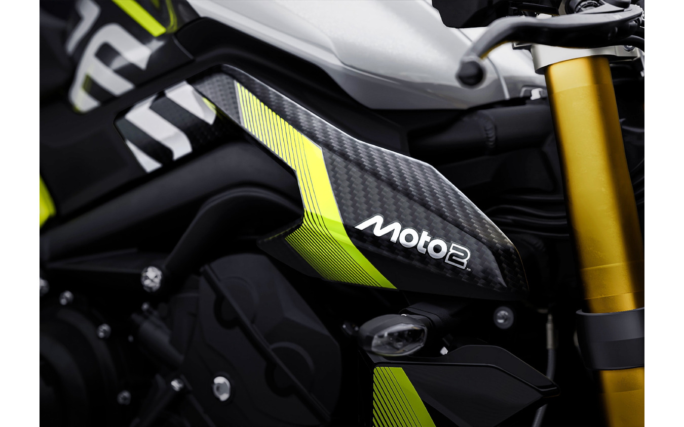 トライアンフ ストリートトリプル Moto2エディション