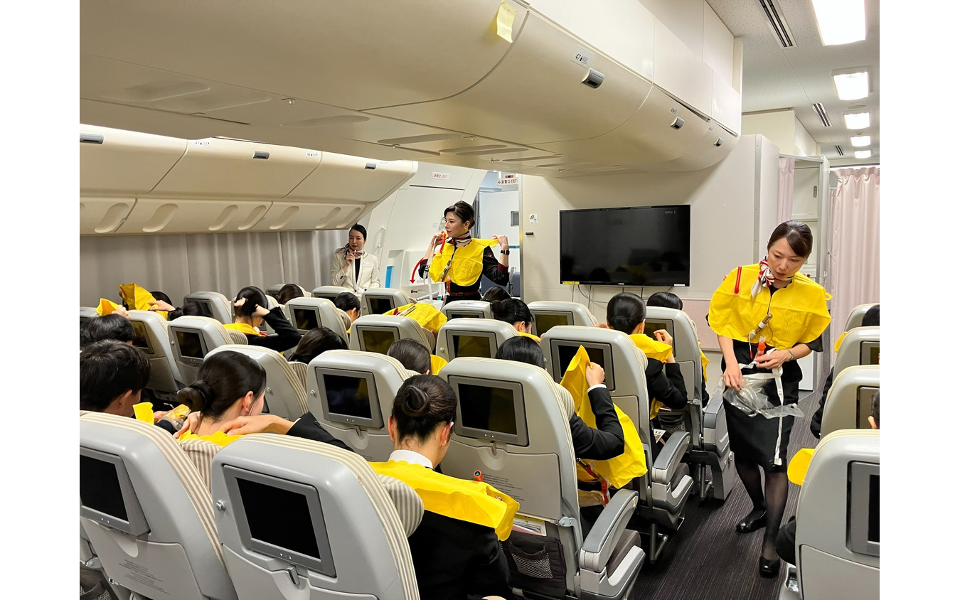 救命胴衣膨張体験