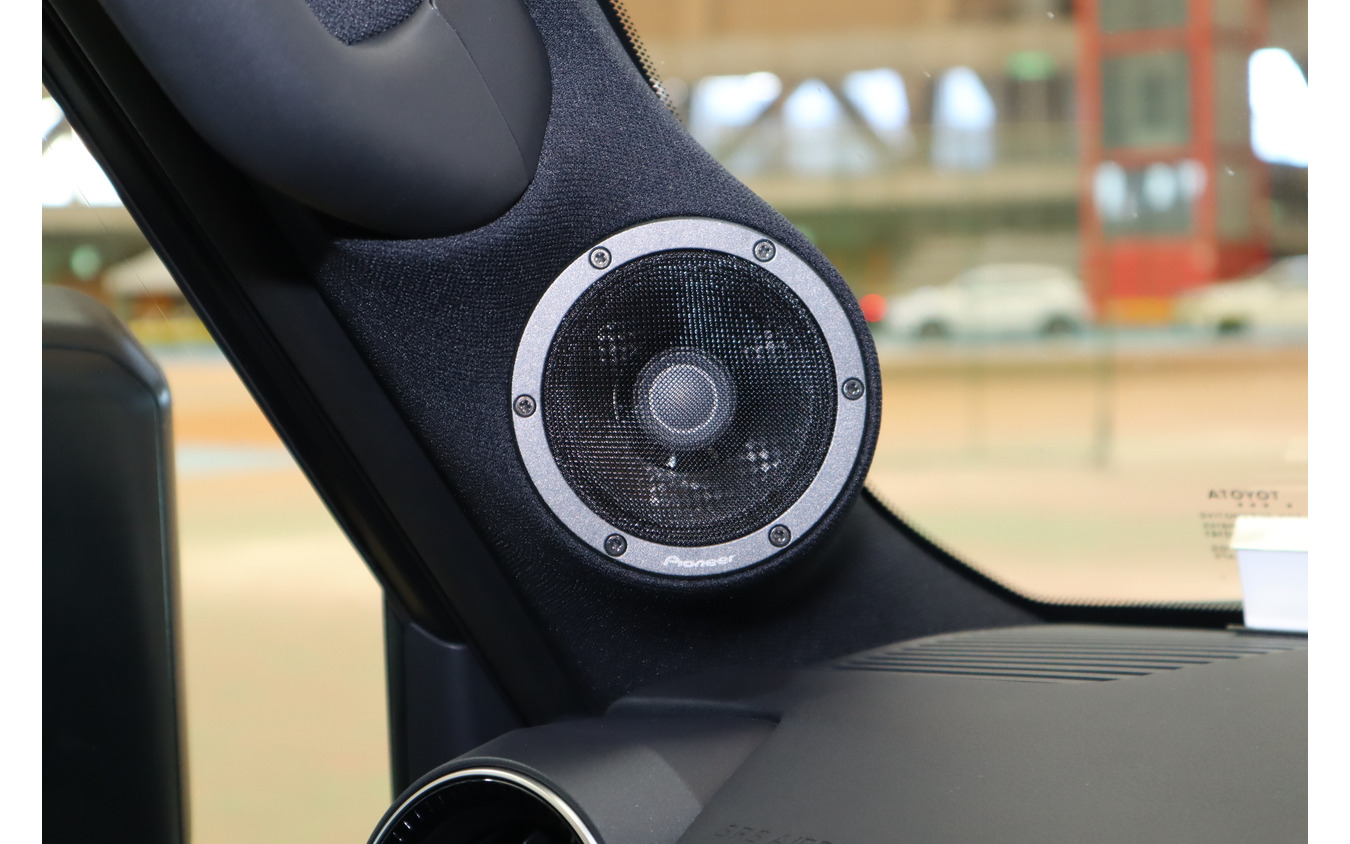 carrozzeria TS-Z1GRデモカー トヨタ ランドクルーザー250【ルロワ代表 小山 貴久さん】