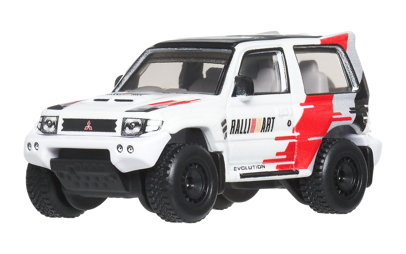 三菱 パジェロ エボリューション（11月29日発売）