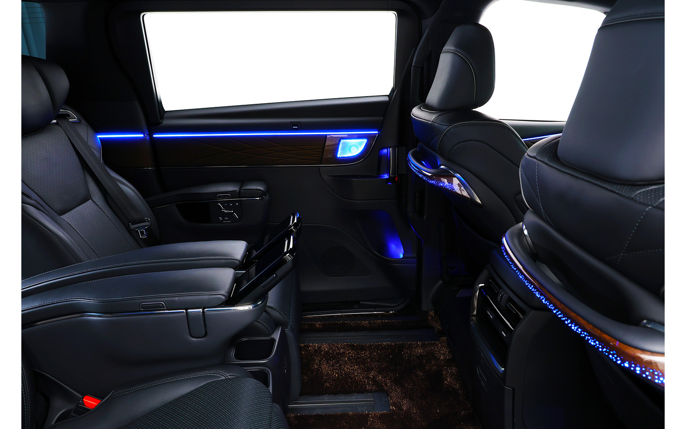 アルパインニューズの「40アルファード・ヴェルファイア用アンビエントライト」