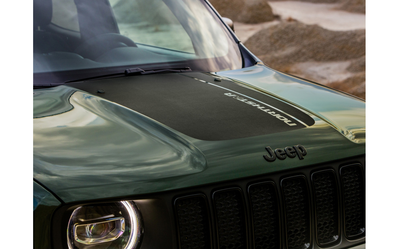 ジープ・レネゲードの「ノース スター エディション」