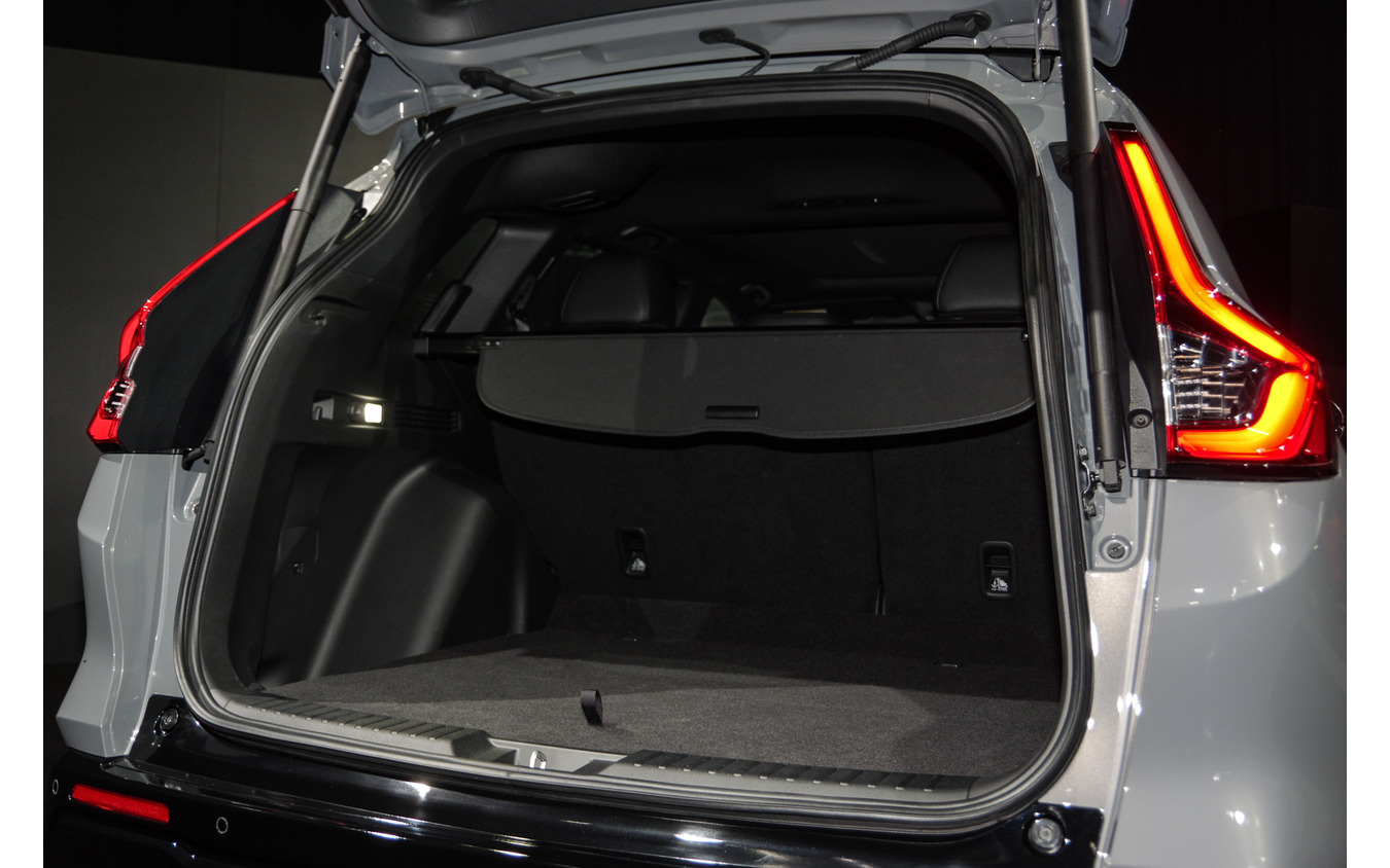 ホンダ CR-V e:HEV RS ブラックエディション