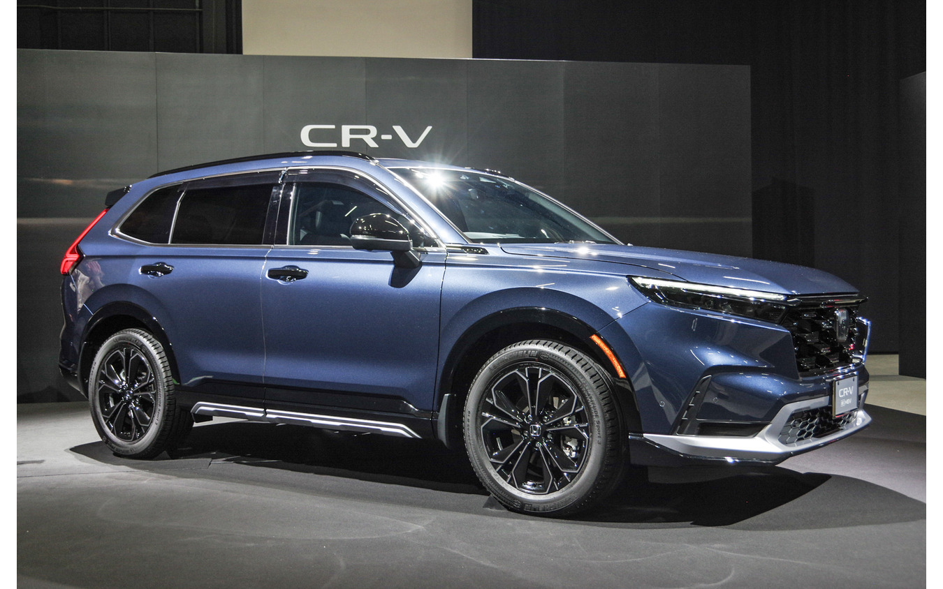ホンダ CR-V e:HEV RS ブラックエディション、純正アクセサリー装着車「タフプレミアム」