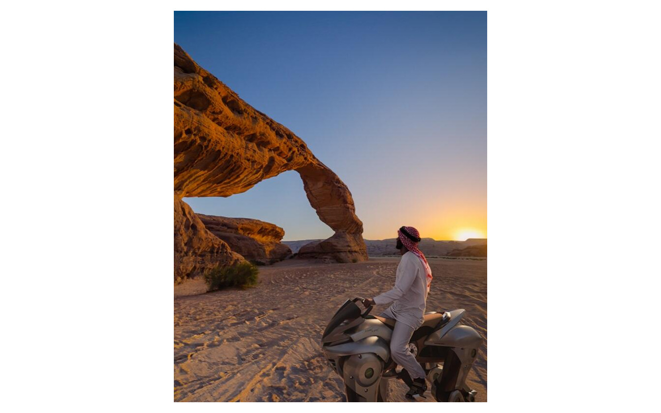 サウジアラビアを走るCORLEO（イメージ）