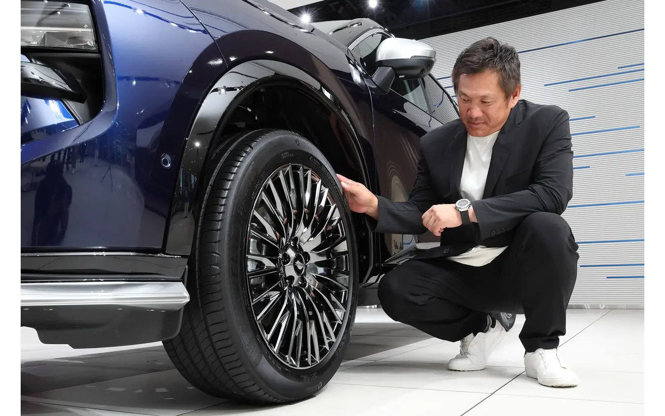 日産エクストレイル“NISMO”と“AUTECH”の魅力を元プロ野球選手・山﨑武司が語る！