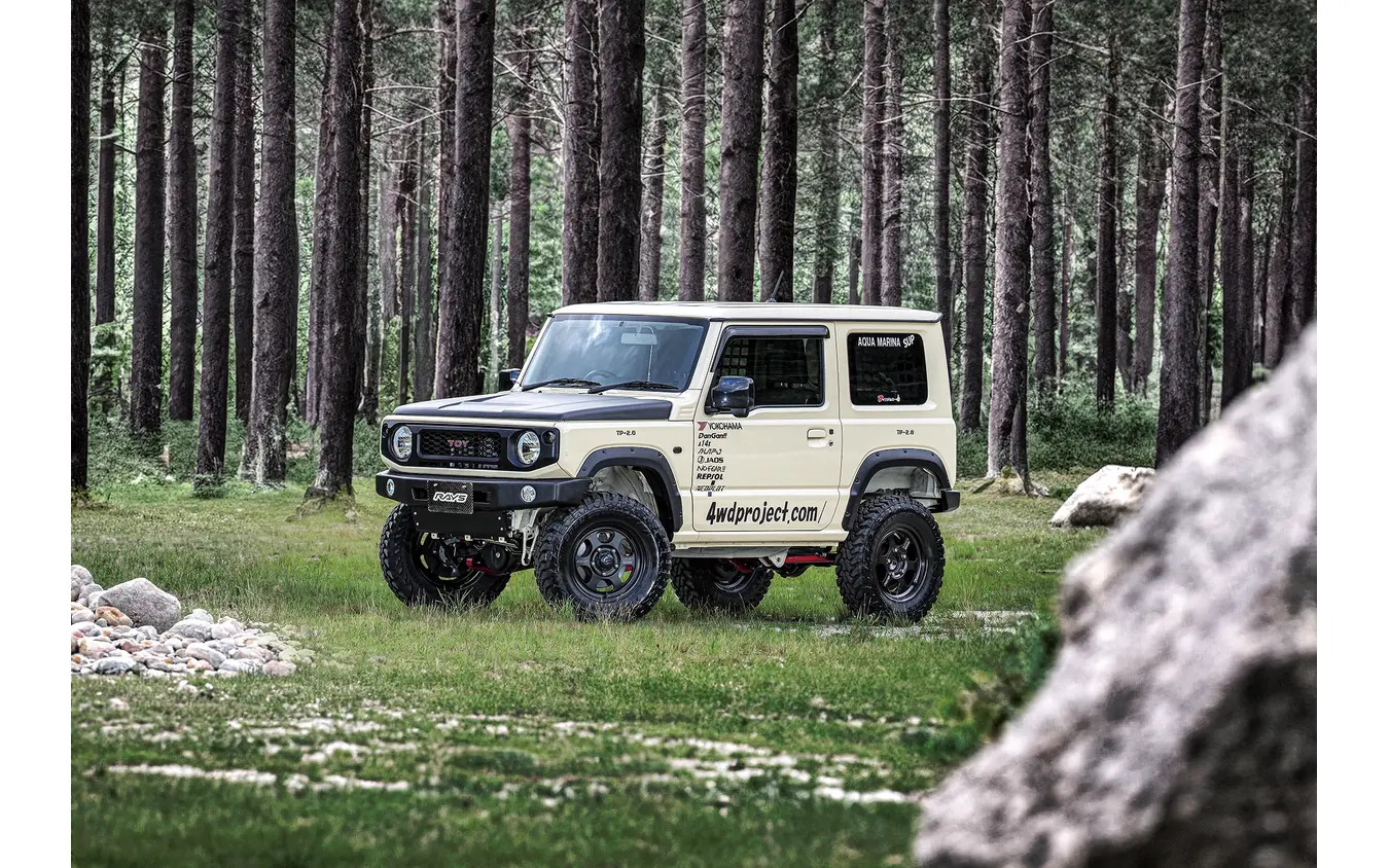 RAYS VOLK RACING TE37XT for J Black Shadow LTD.（マットトランスルーセントブラック）× SUZUKI ジムニー