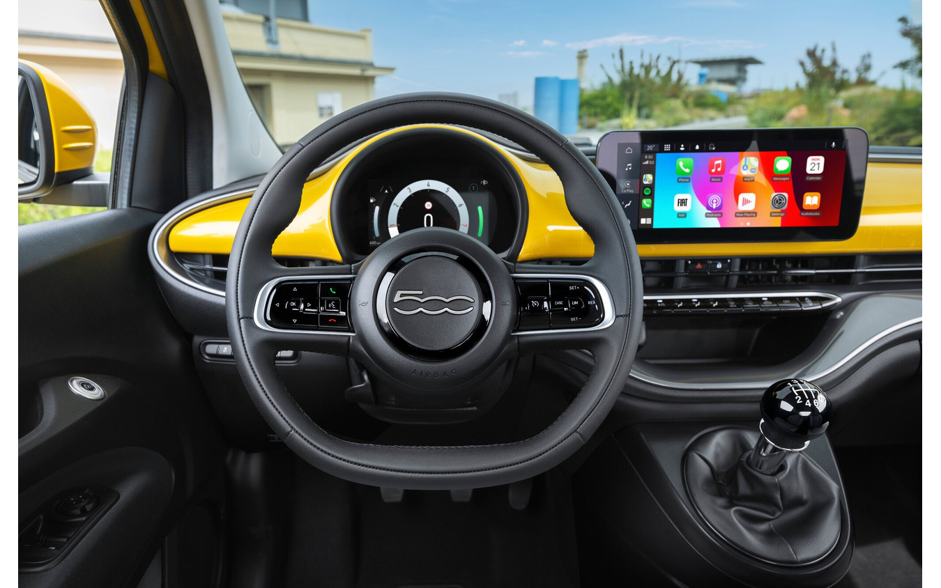 フィアット 500ハイブリッド