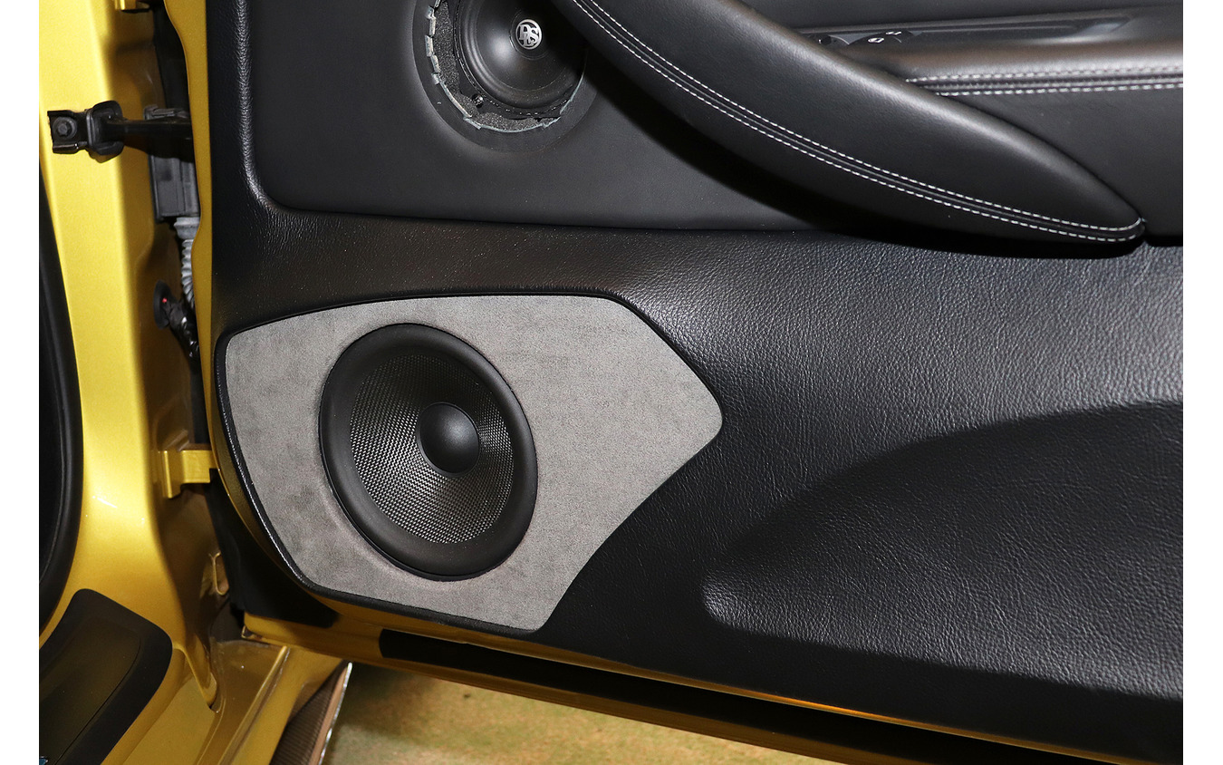 『ジパング』（鳥取県倉吉市）にて製作されたオーディオカーの一例。