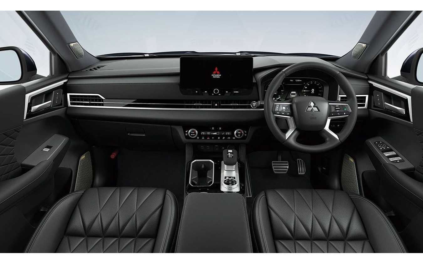 三菱『アウトランダーPHEV』の「BLACK Edition」