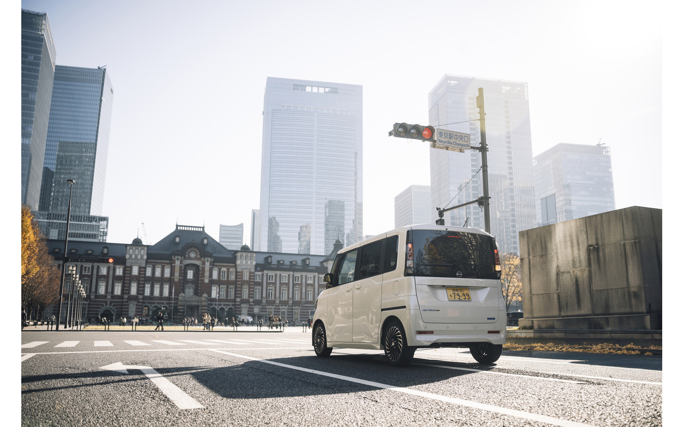 日産『ルークス AUTECH LINE』