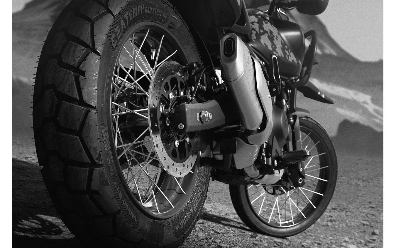 ロイヤルエンフィールド HIMALAYAN 450 MANA BLACK EDITION