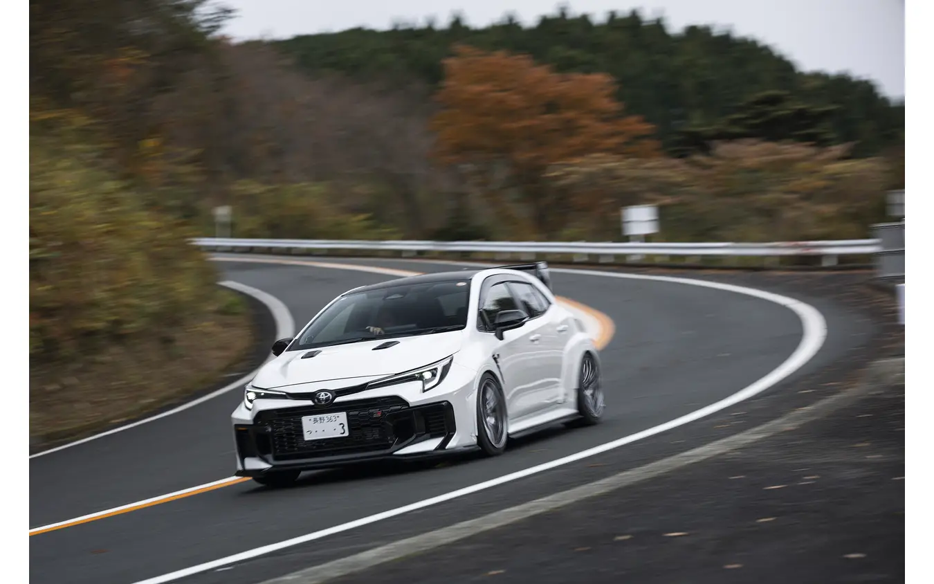 ENDLESS…GRカローラ