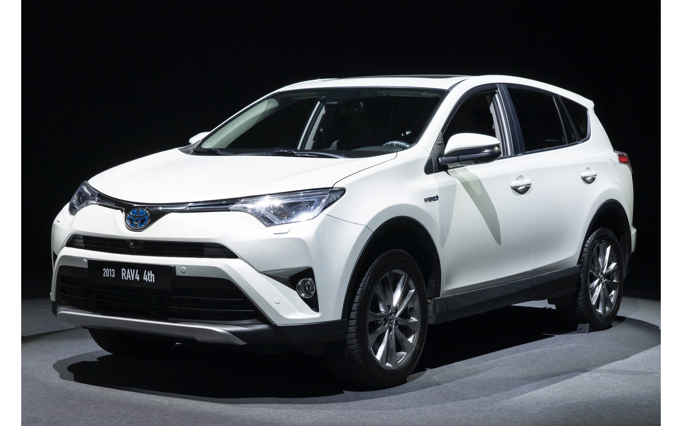 トヨタ RAV4 4代目