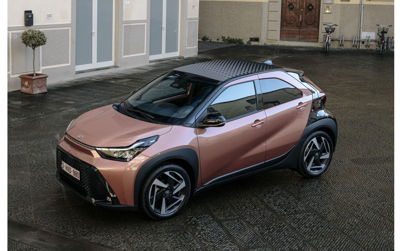 トヨタ・アイゴX 改良新型