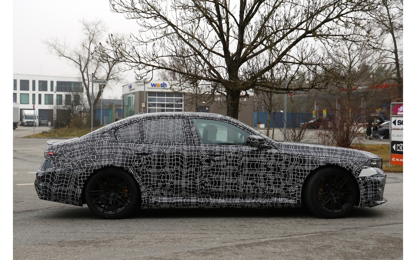 BMW M5 改良新型のプロトタイプ
