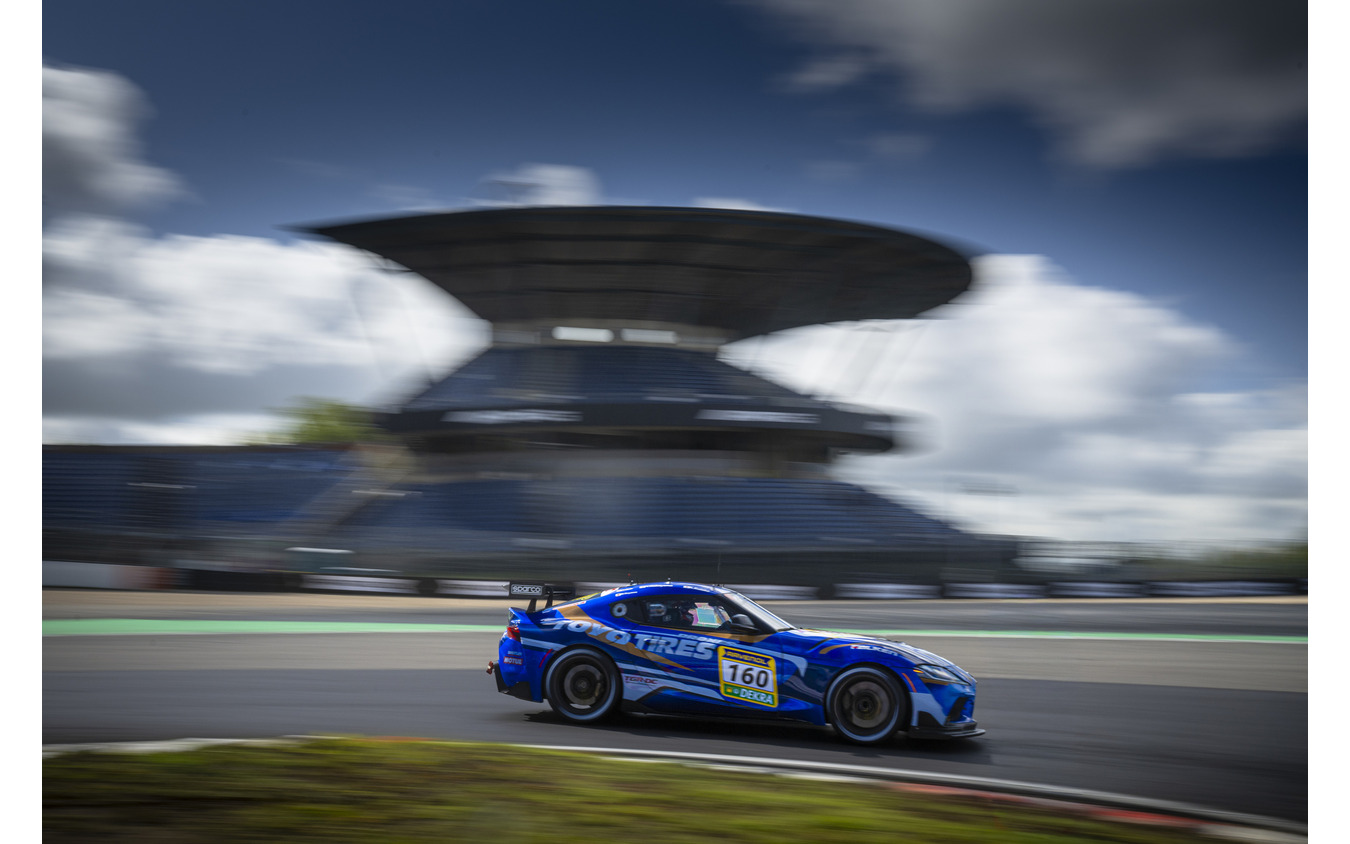 ニュルブルクリンク24時間耐久レース