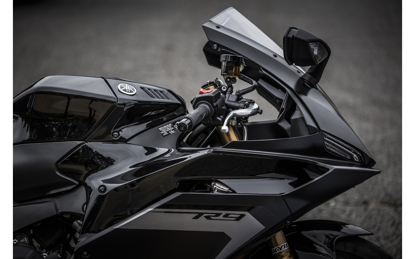 ヤマハ YZF-R9