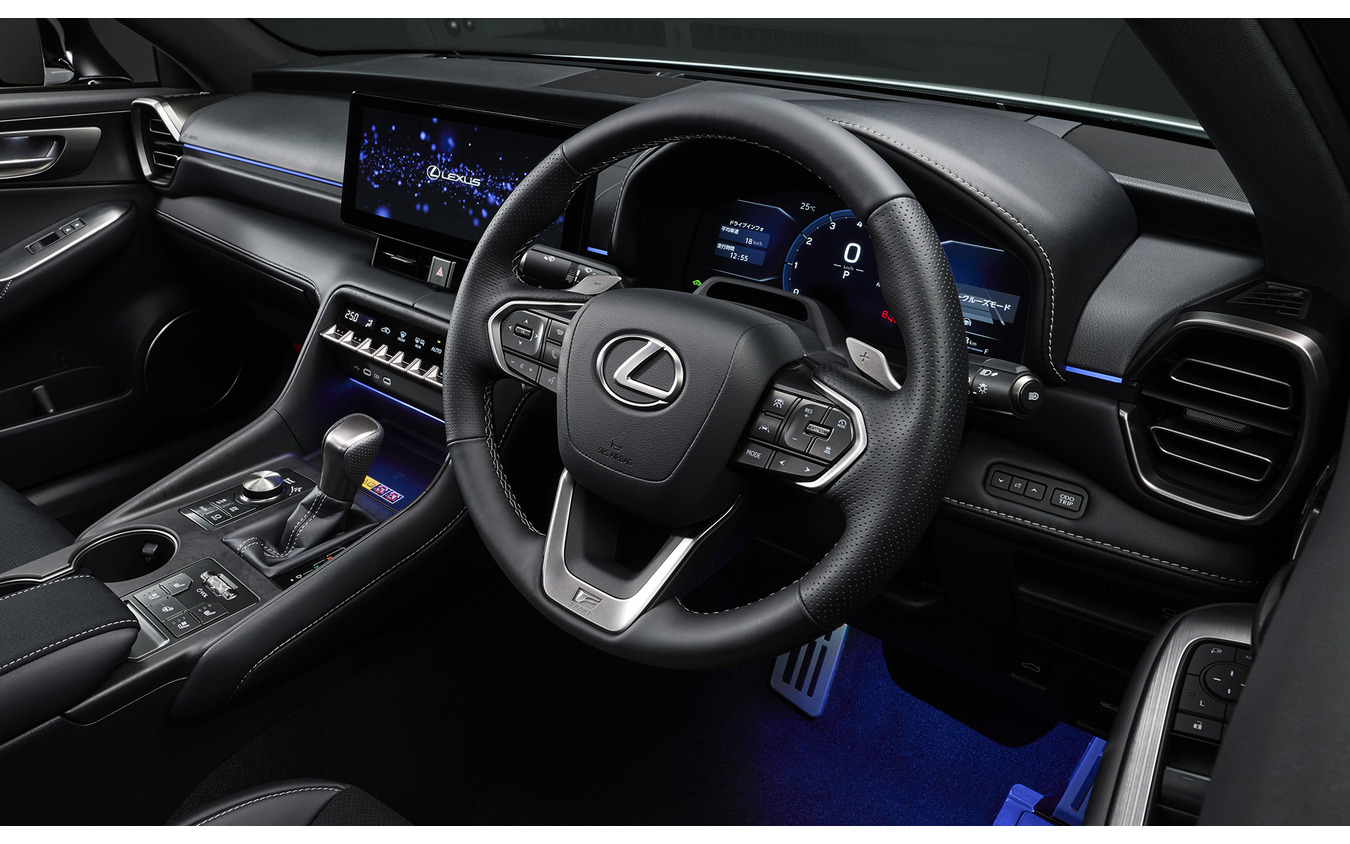 レクサス IS300h “F SPORT Mode Black V”