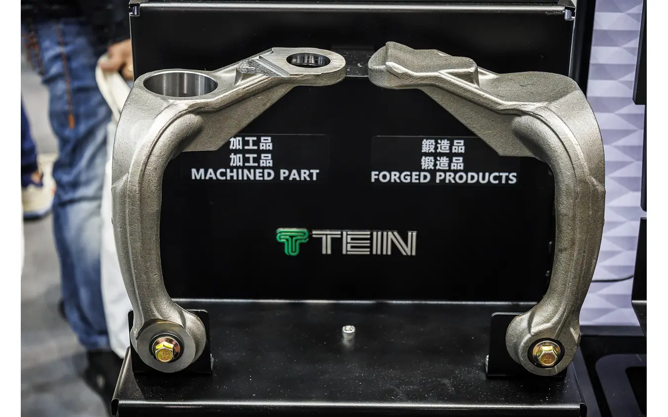 TEINブース…東京オートサロン2026