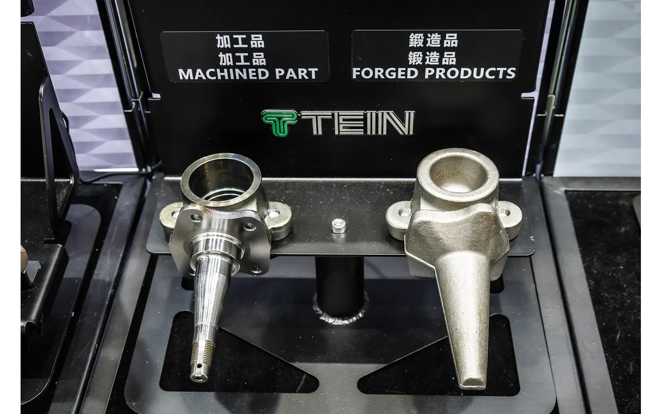 TEINブース…東京オートサロン2026