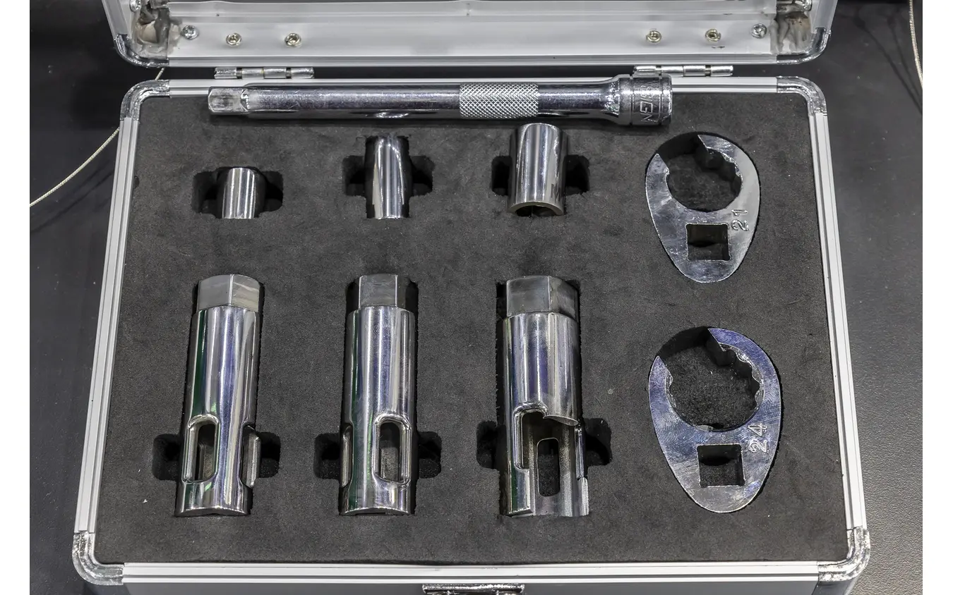 TEINブース…東京オートサロン2026