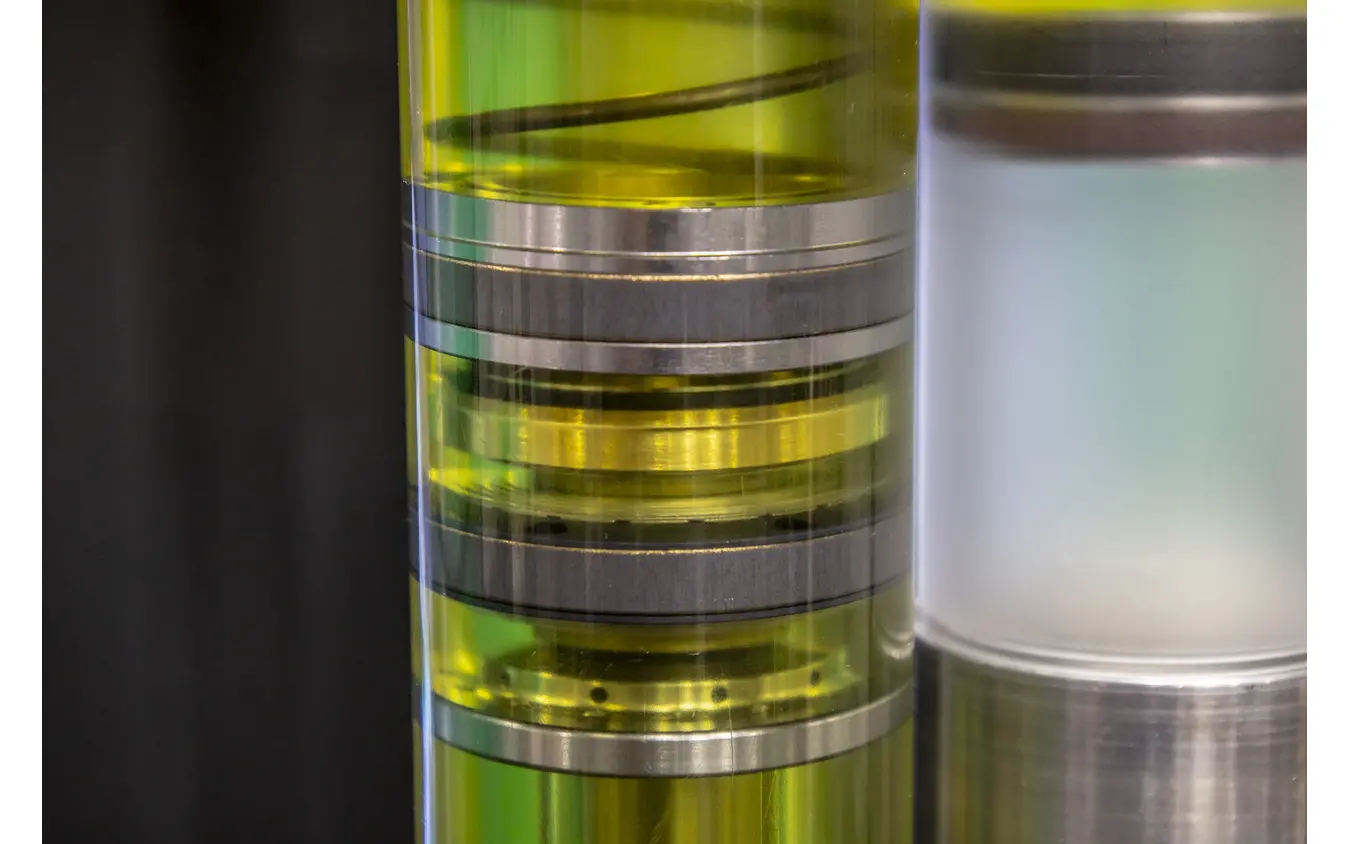 TEINブース…東京オートサロン2026