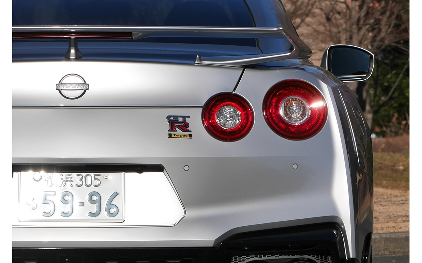 日産 GT-R T-spec