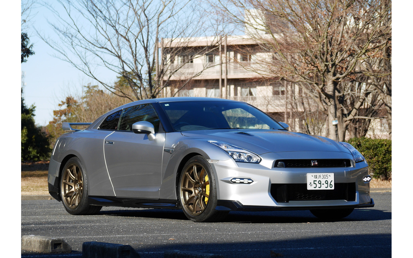 日産 GT-R T-spec