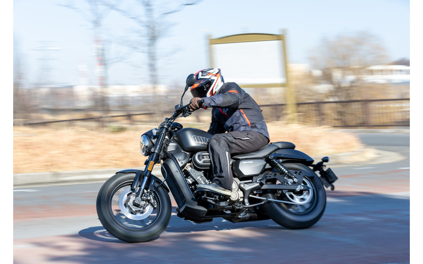 QJモーター SRV250A