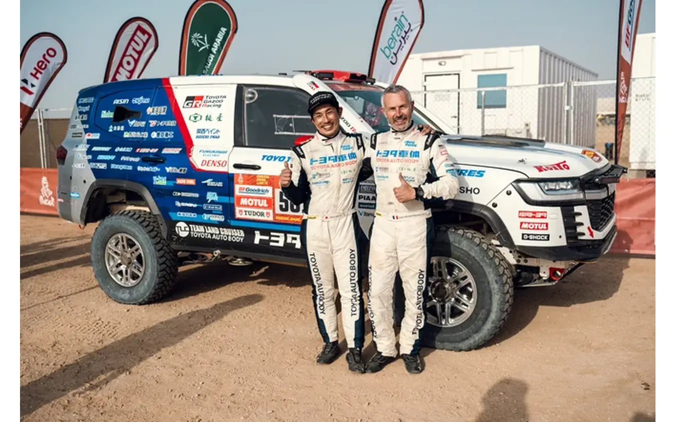 チームランドクルーザー・トヨタオートボデーのランドクルーザー300（ダカールラリー2026）