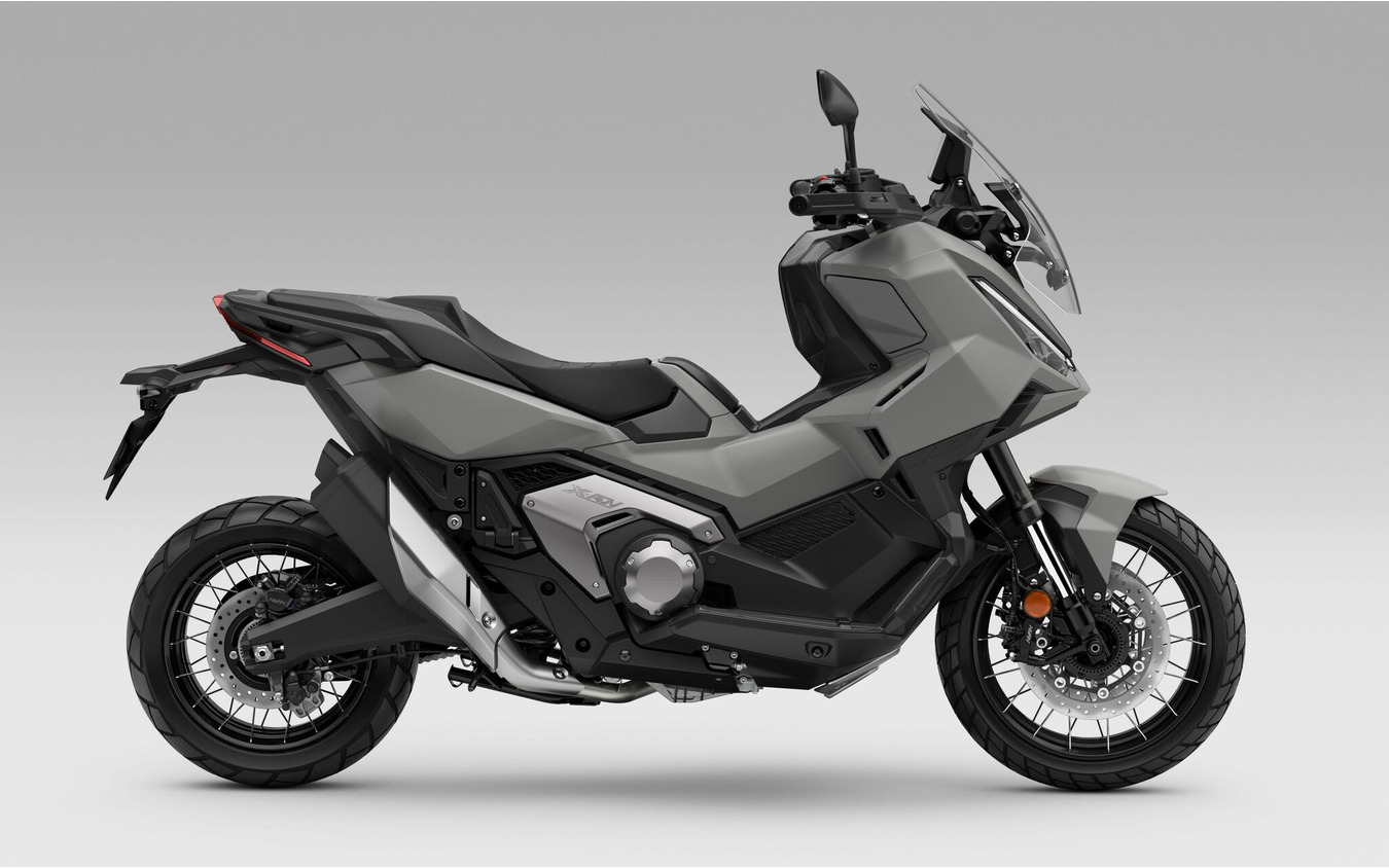 ホンダ X-ADV（マットディープマッドグレー）