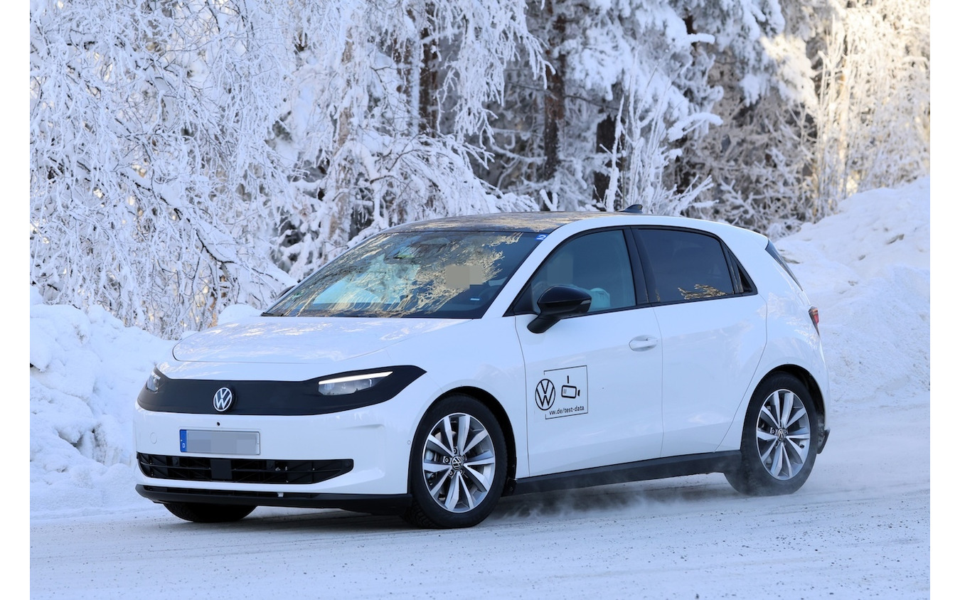 
            フォルクスワーゲン ID.ポロ の量産型プロトタイプ          