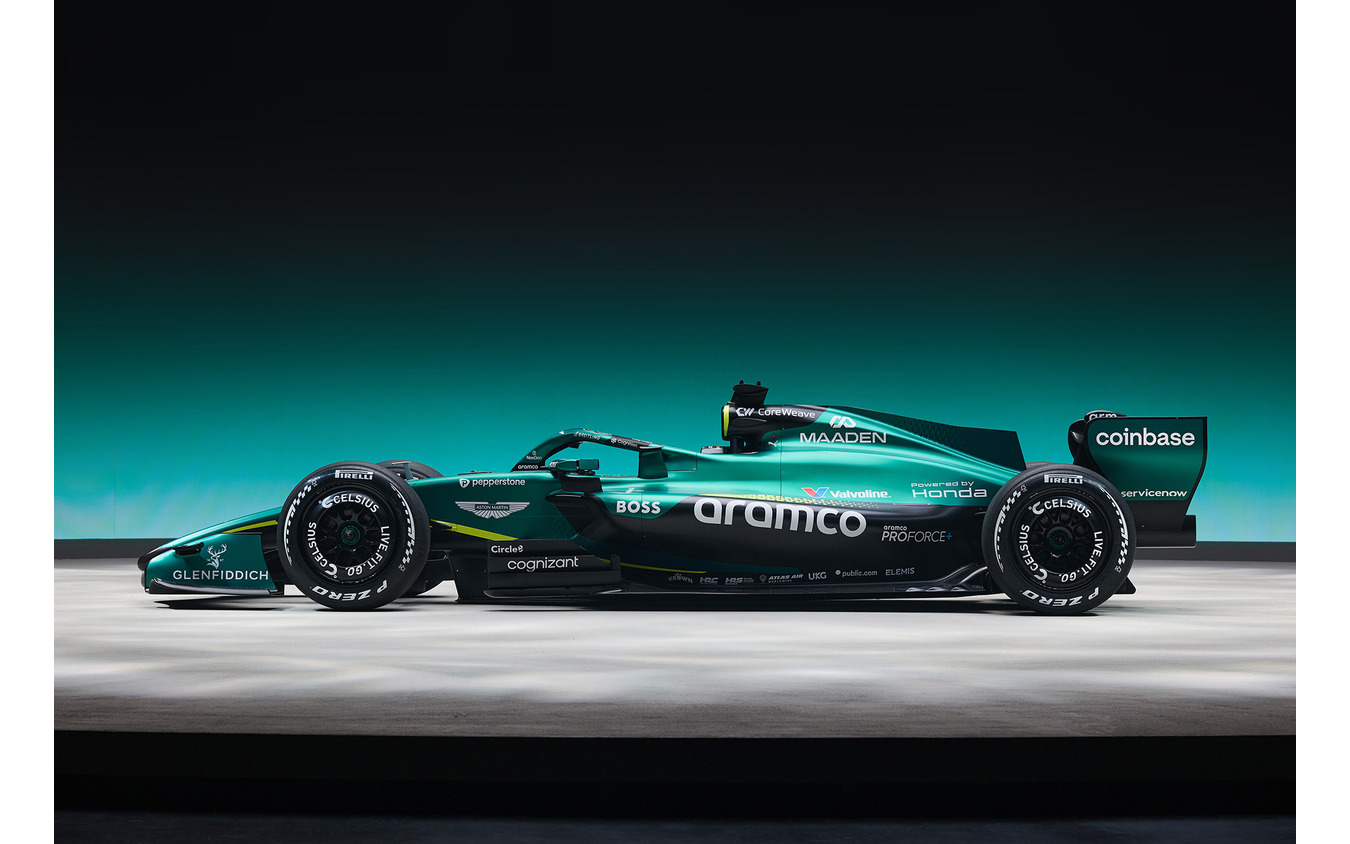 アストンマーティン・アラムコ・フォーミュラワン・チーム（AMAF1）の新型マシン「AMR26」