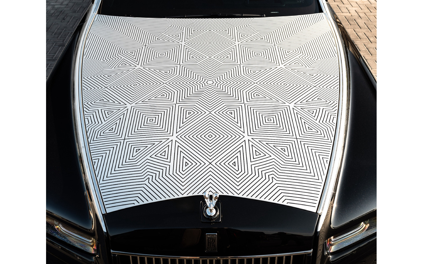 
            ロールスロイス・ファントム・アラベスク          