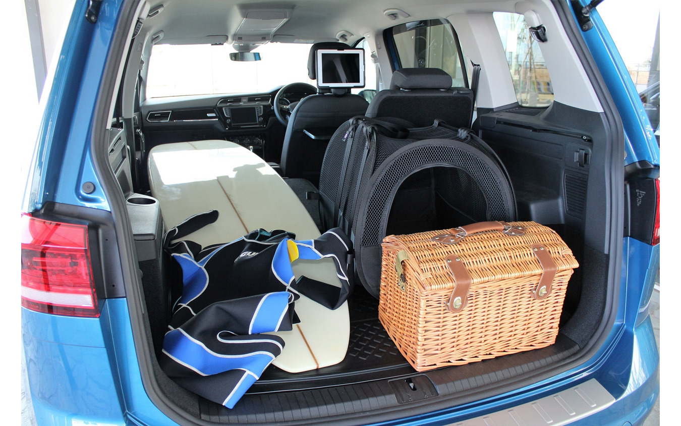 VW ゴルフトゥーラン