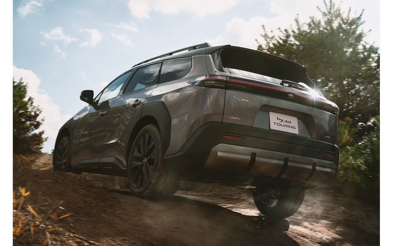 トヨタ bZ4Xツーリング