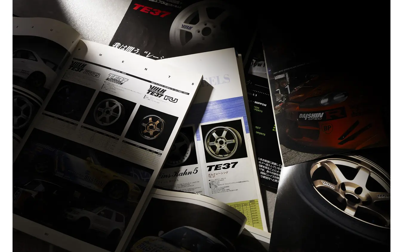 RAYS VOLK RACING TE37 30th ANNIVERSARY