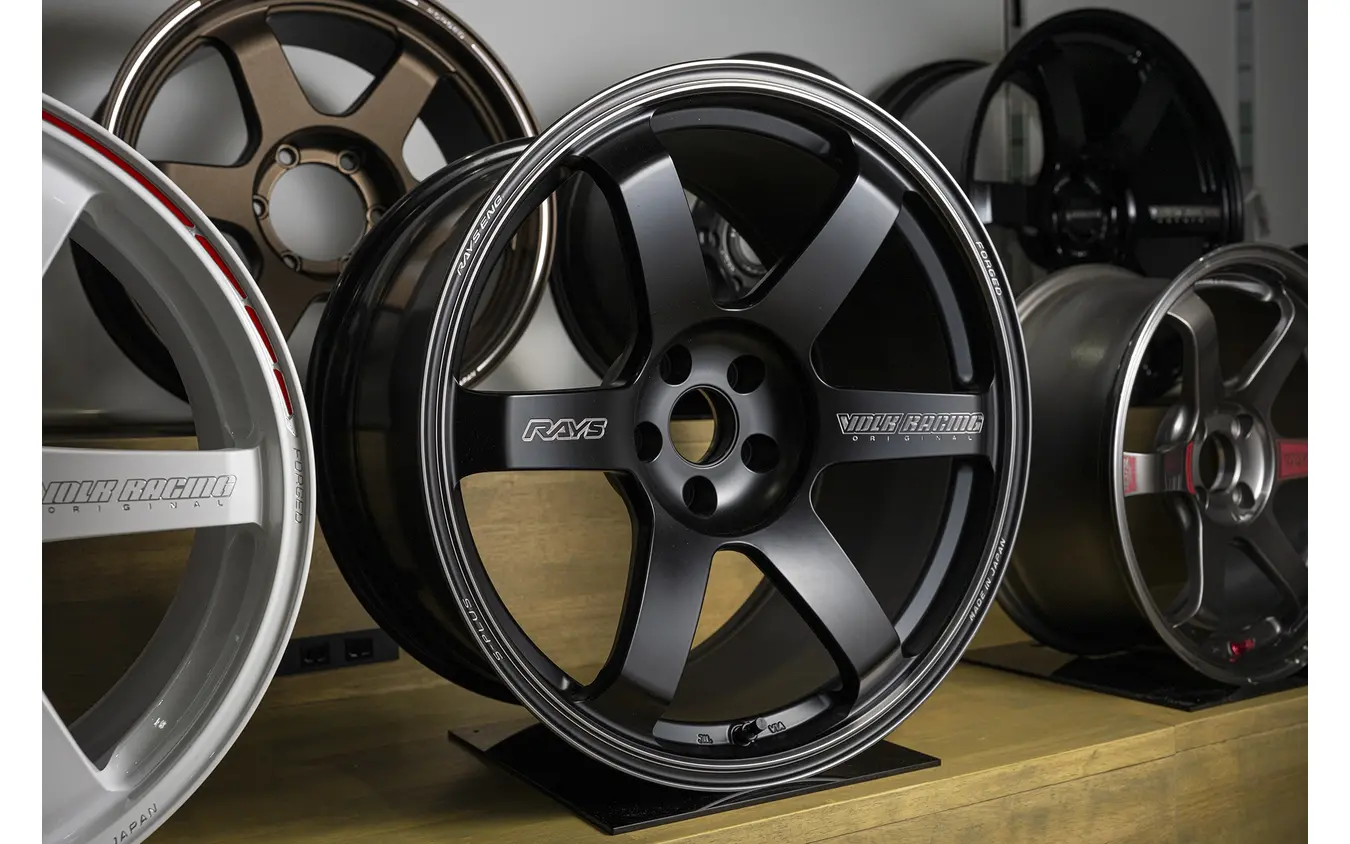 RAYS VOLK RACING TE37 SAGA S-plus Black Shadow LTD.