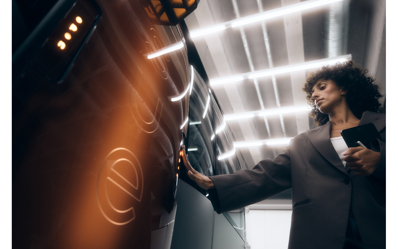 UEスタジオの自動運転電動シャトル「SUE(Self-driving Urban E-Shuttle)」